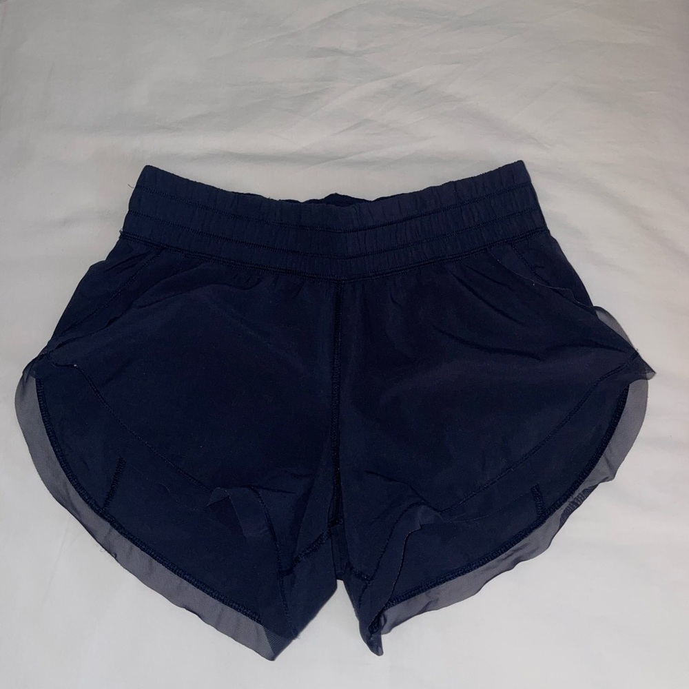 LULULEMON- anew short